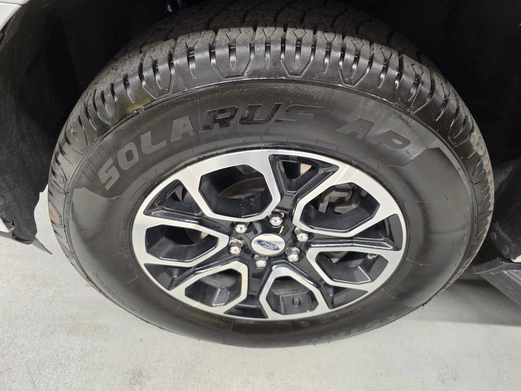 Used 2024 Ford Expedition Max XLT RWD image 9