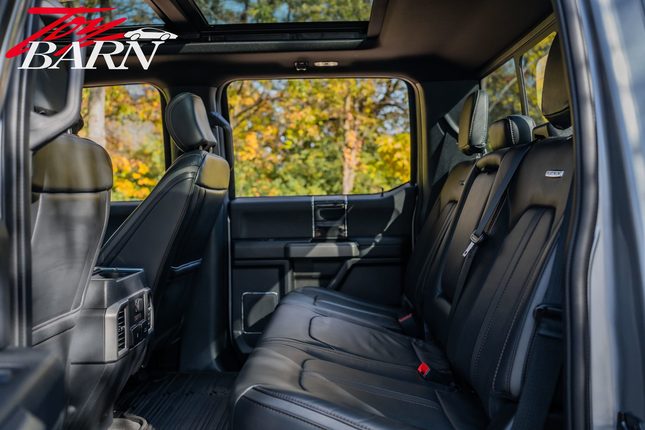 Used 2022 Ford F350 Platinum image 46