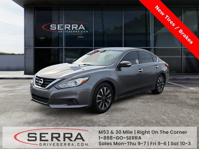 Used 2017 Nissan Altima 2.5 SL FWD image 1
