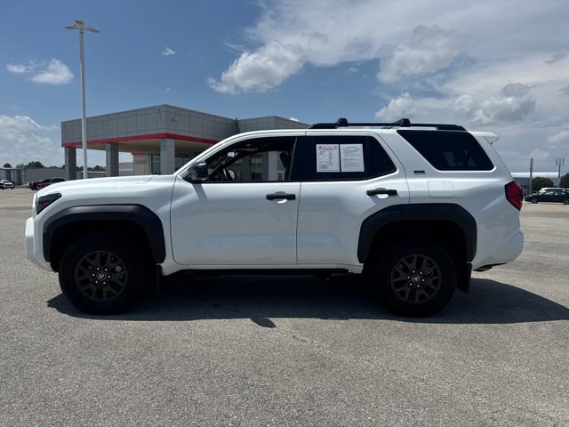 Used 2025 Toyota 4Runner SR5 AWD/4WD image 3