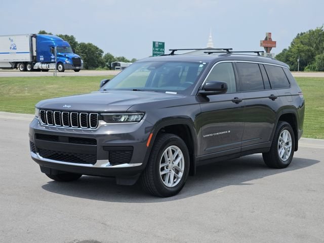 Used 2024 Jeep Grand Cherokee L Laredo w/ MOPAR Finishing Package AWD/4WD image 3