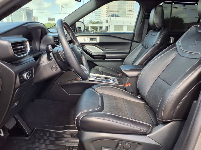 Used 2024 Ford Explorer ST w/ Equipment Group 401A AWD/4WD image 4