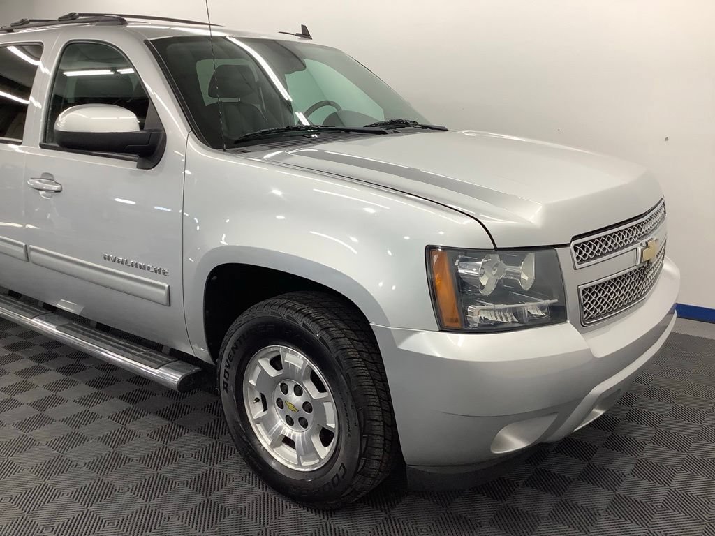 Used 2012 Chevrolet Avalanche LT AWD/4WD image 26