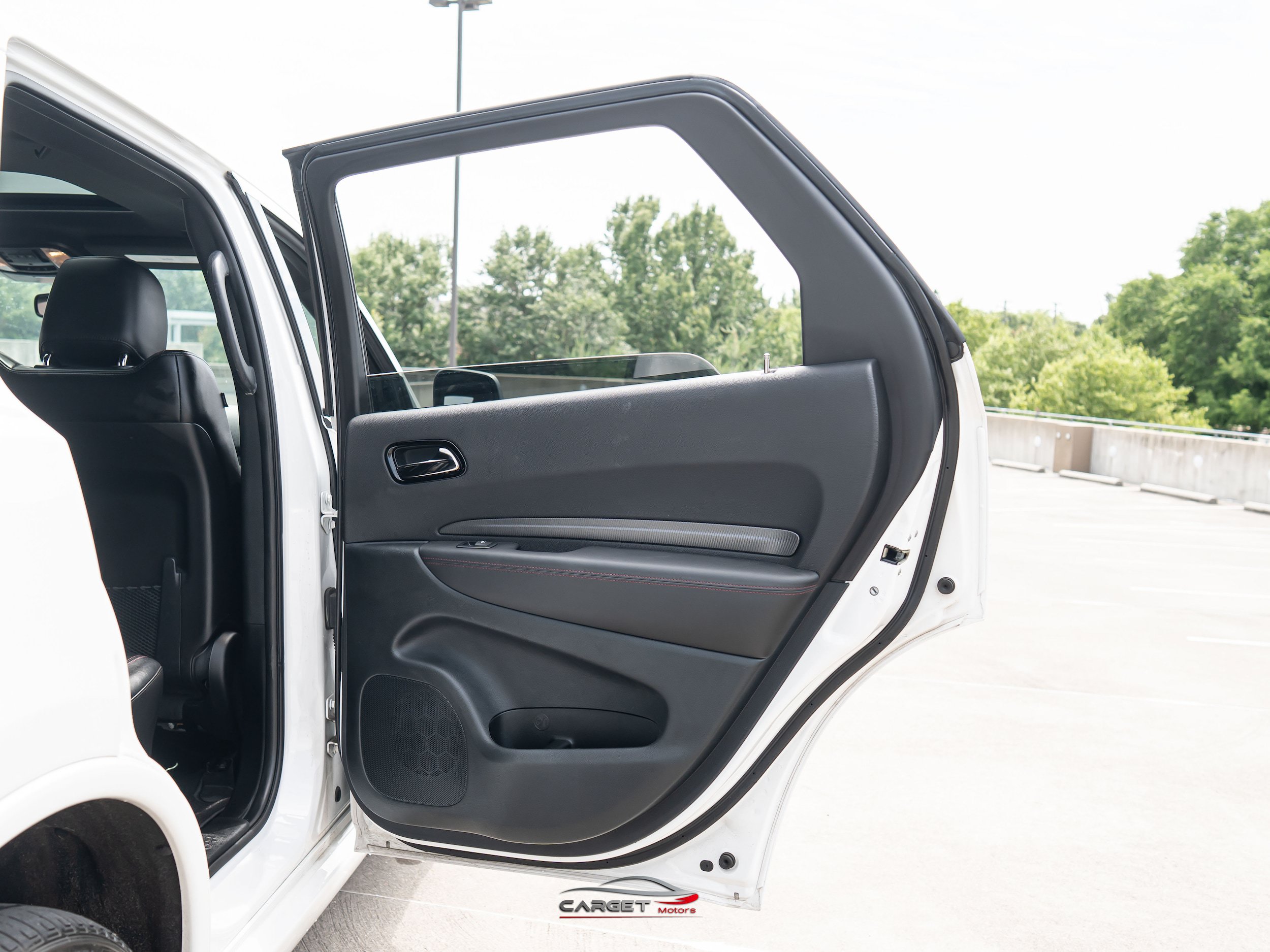 Used 2022 Dodge Durango R/T w/ Blacktop Package AWD/4WD image 48