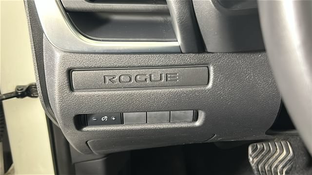 Used 2022 Nissan Rogue S FWD image 20