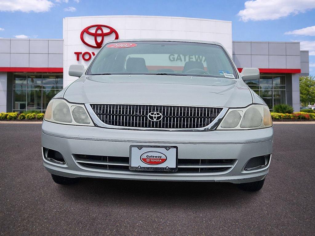 Used 2002 Toyota Avalon XL FWD image 2