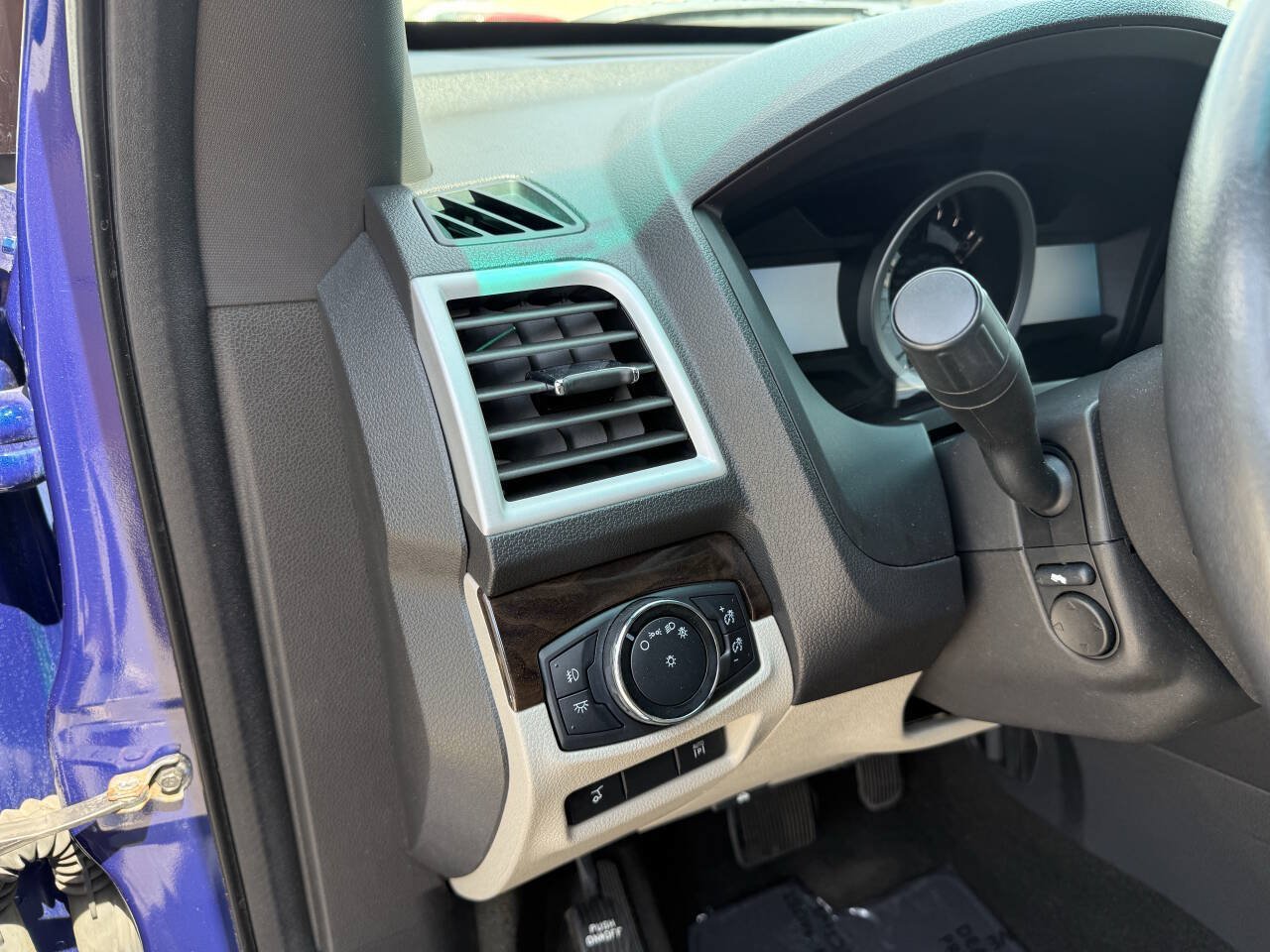 Used 2014 Ford Explorer Limited w/ Equipment Group 302A AWD/4WD image 12