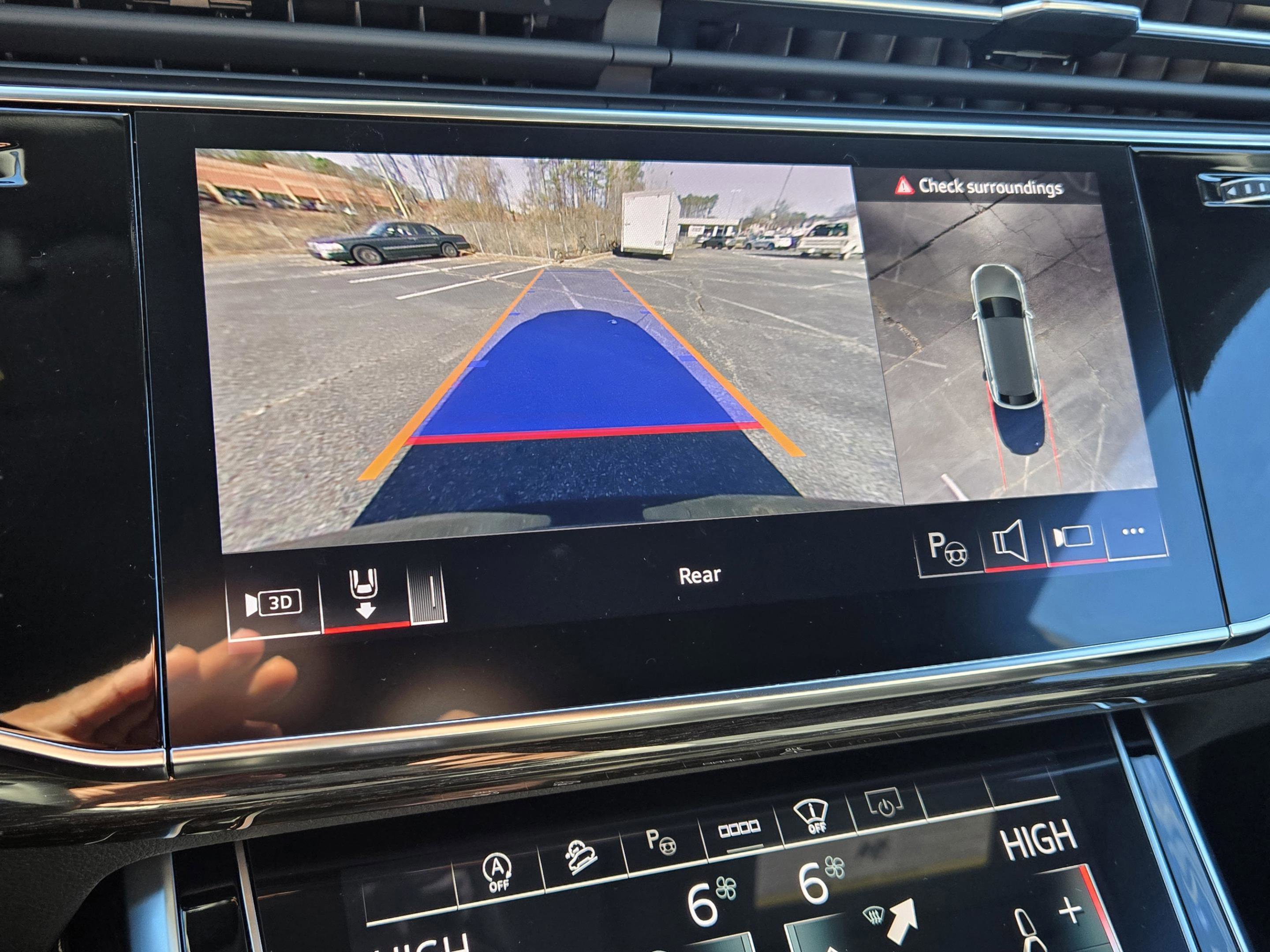 Used 2025 Audi Q8 Prestige w/ Prestige Package image 19