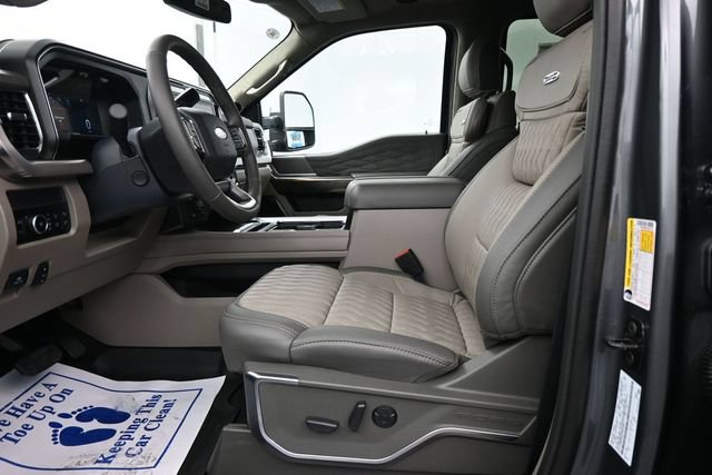 New 2026 Ford F250 Platinum w/ Platinum Plus Package AWD/4WD image 11