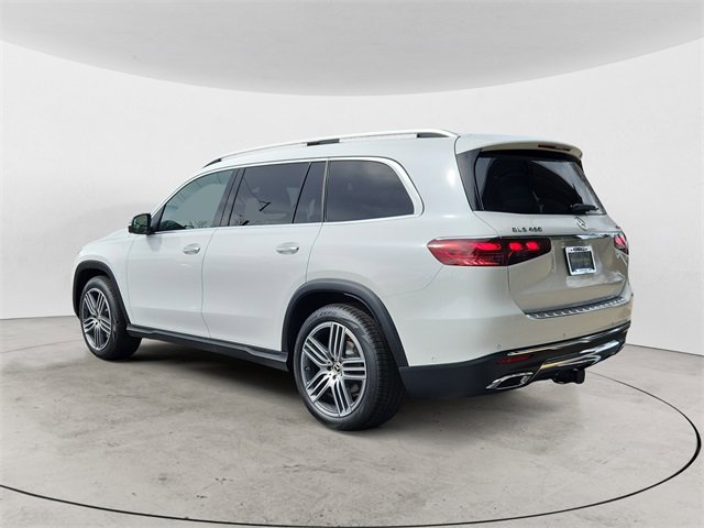 Used 2025 Mercedes-Benz GLS 450 4MATIC image 3