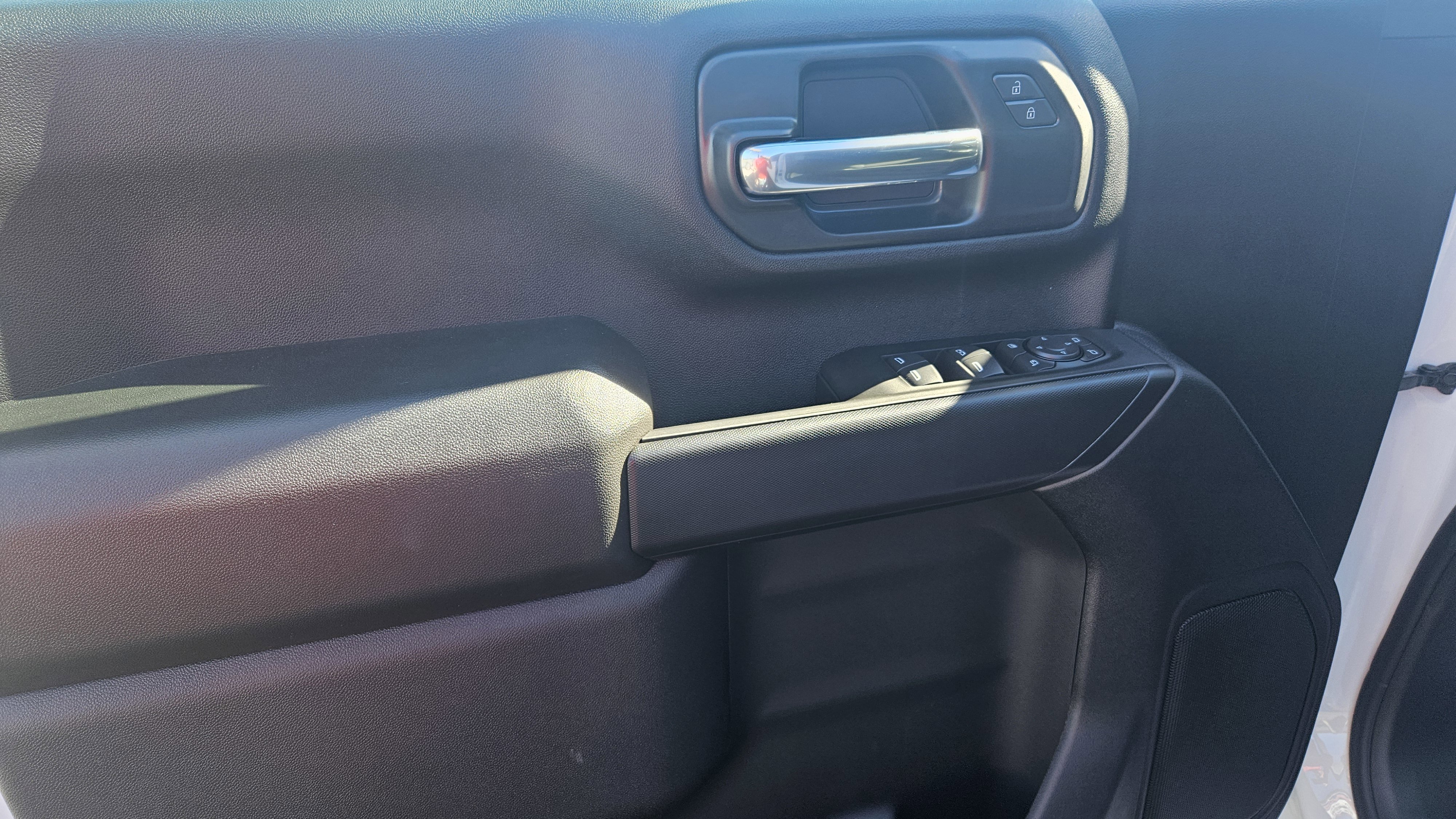 New 2026 Chevrolet Silverado 2500 Custom w/ Custom Value Package image 10