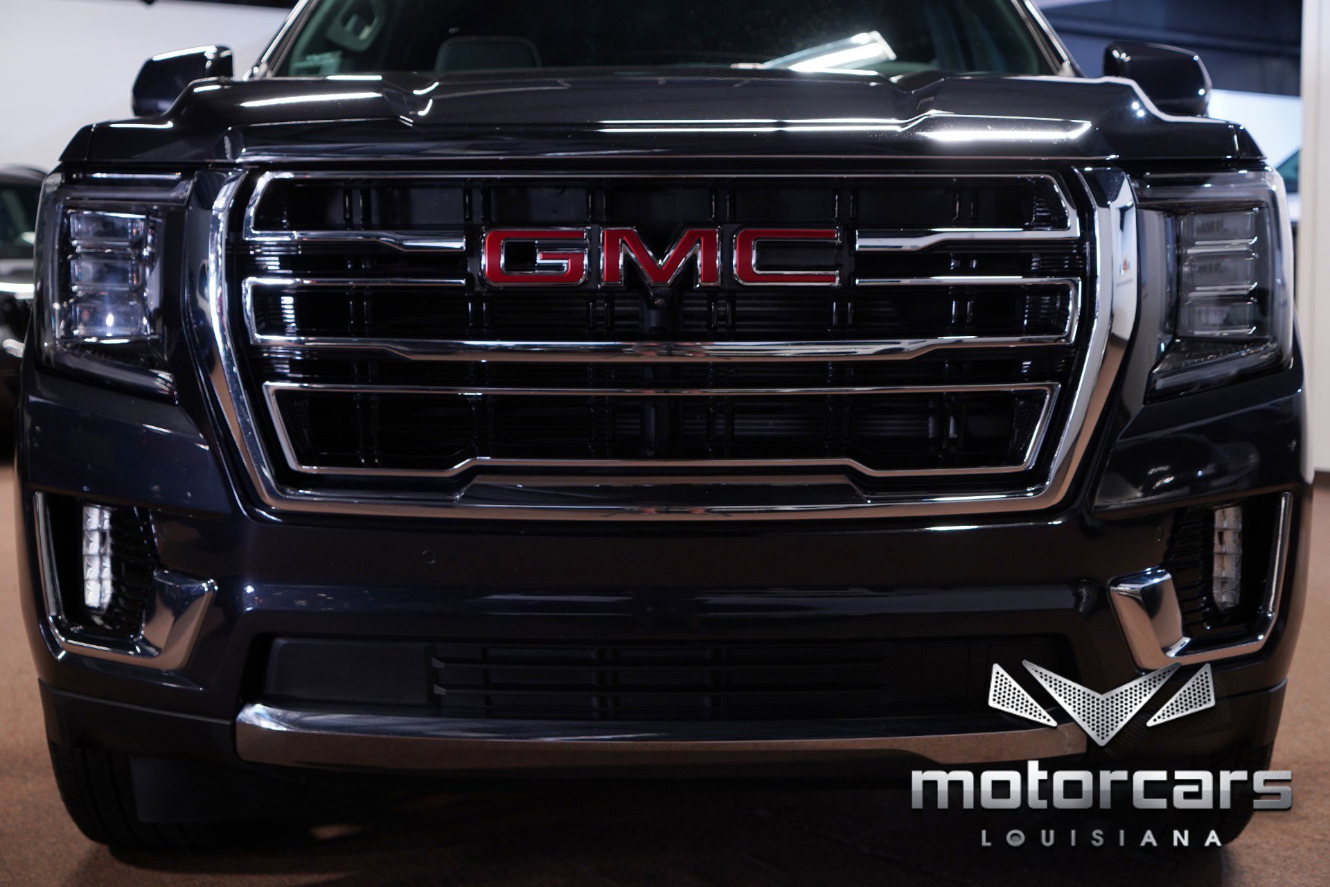 Used 2023 GMC Yukon SLT w/ SLT Premium Package image 10