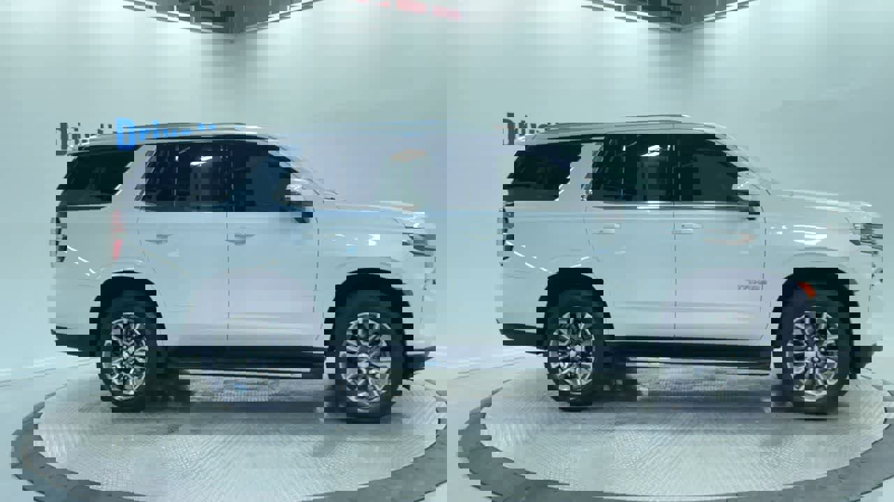 Used 2022 Chevrolet Tahoe LT w/ LT Signature Plus Package image 4