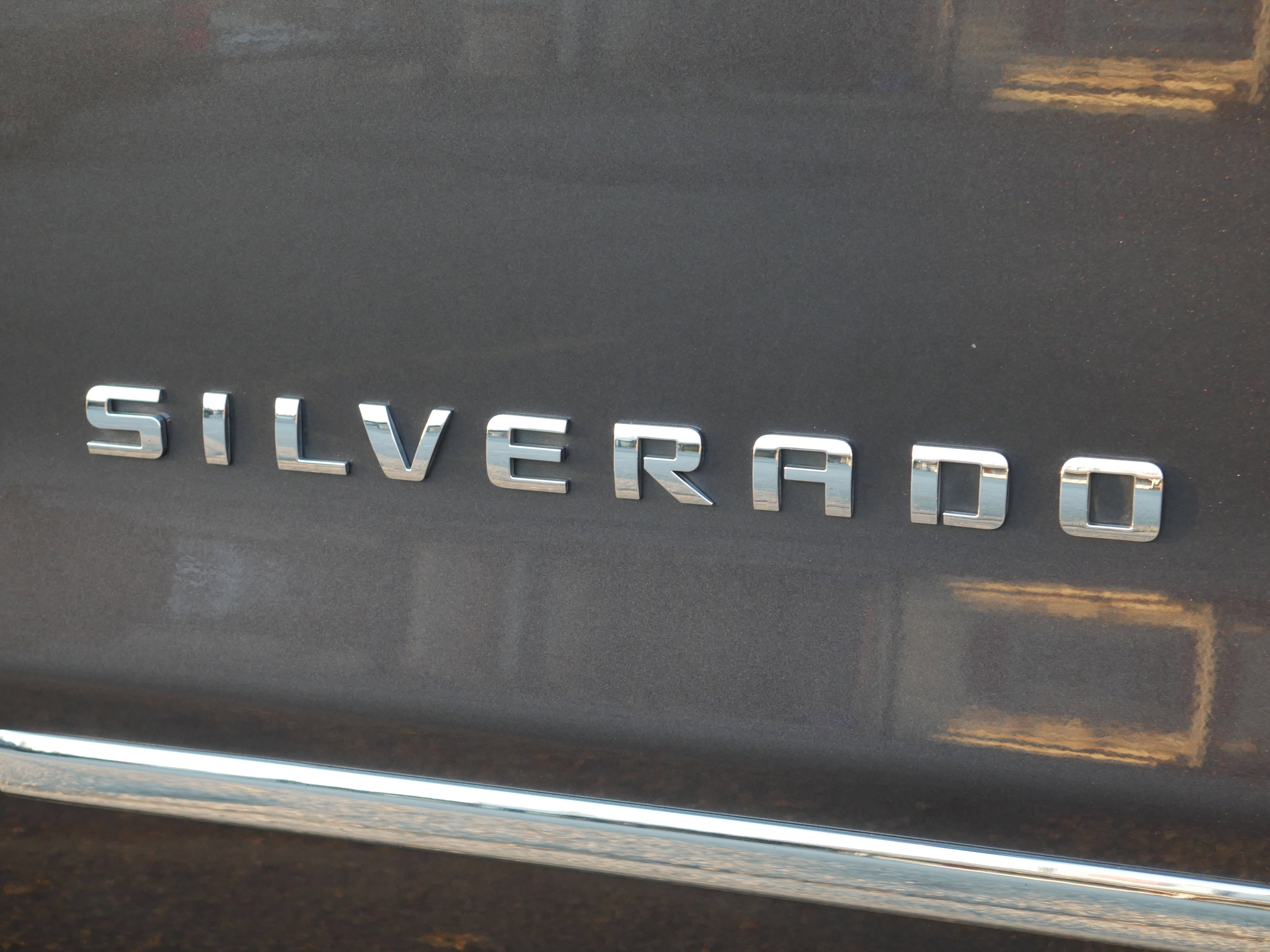 Used 2016 Chevrolet Silverado 1500 LTZ Z71 w/ LTZ Plus Package image 17