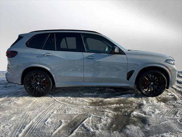 Used 2025 BMW X5 M60i image 2