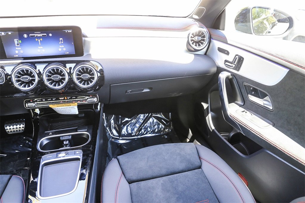 New 2025 Mercedes-Benz CLA 250 image 16