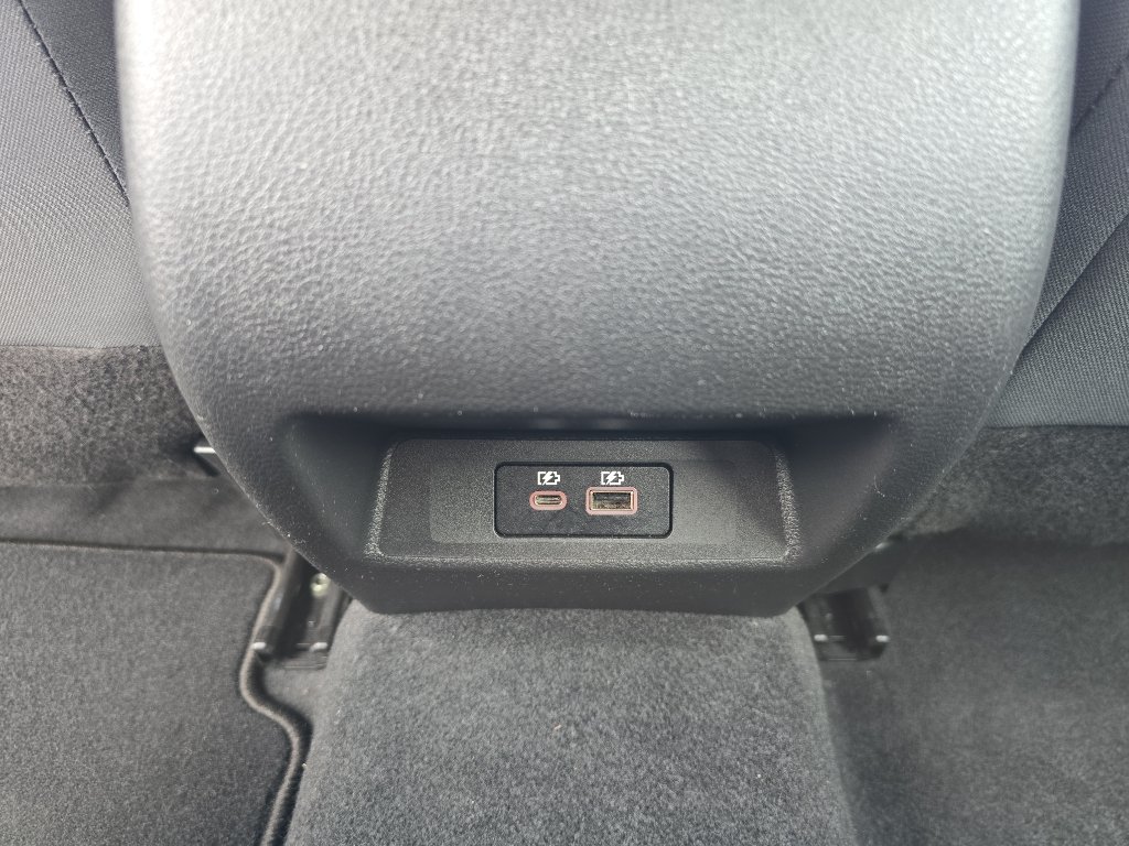 Used 2025 Nissan Altima 2.5 SV FWD image 21
