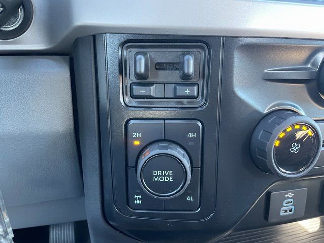 New 2026 Ford F350 XL w/ XL Chrome Package AWD/4WD image 25