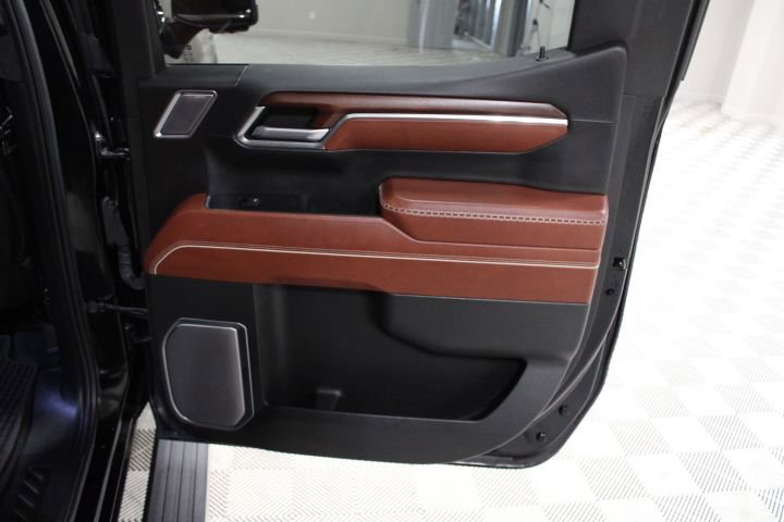 Used 2023 GMC Sierra 1500 Denali Ultimate image 30