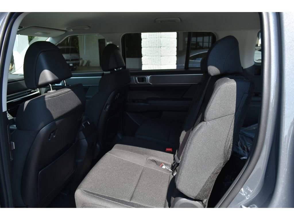 New 2026 Hyundai Santa Fe SE image 11