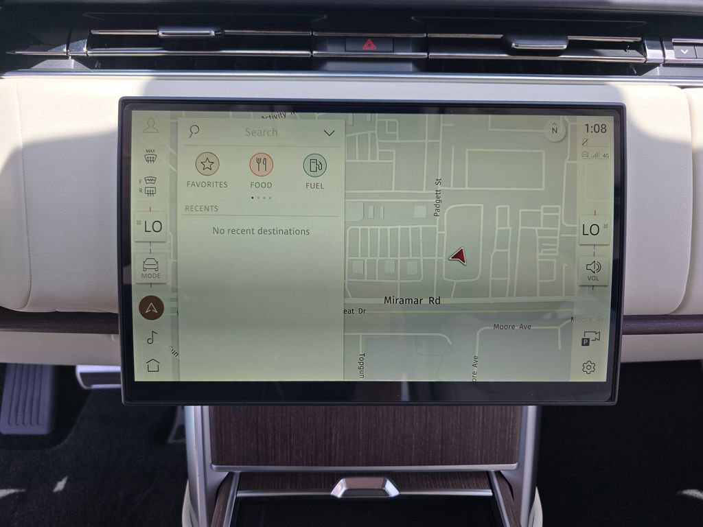 New 2026 Land Rover Range Rover SE AWD/4WD image 23