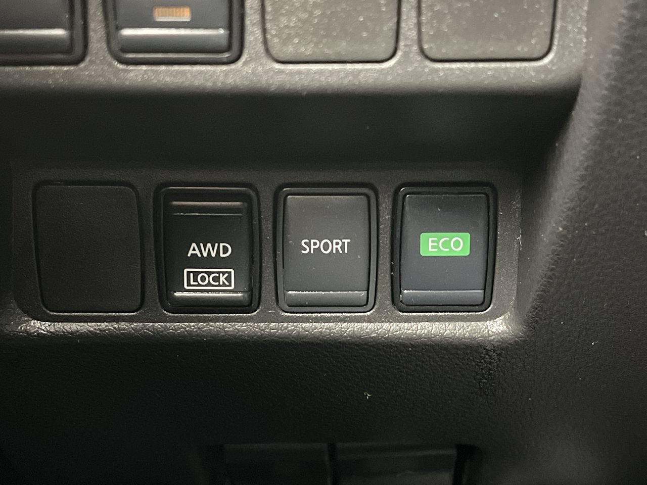 Used 2020 Nissan Rogue Sport S AWD/4WD image 13