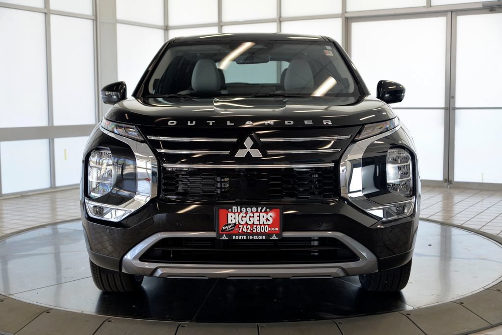 Used 2026 Mitsubishi Outlander SE AWD/4WD image 3