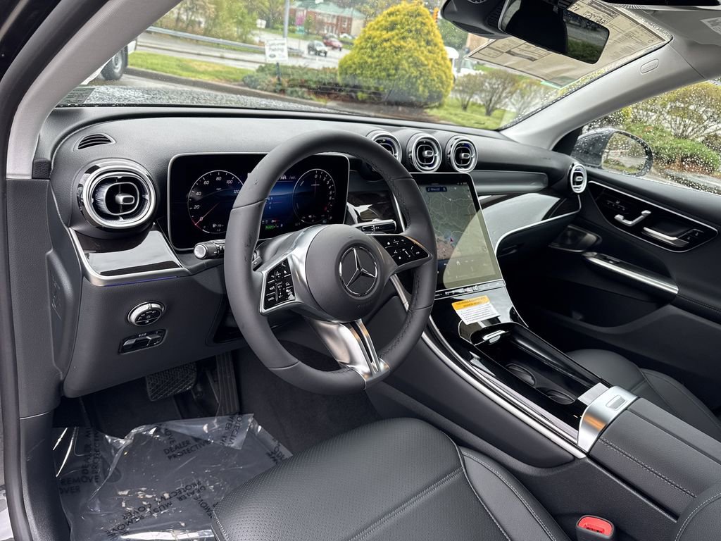 New 2025 Mercedes-Benz GLC 350e 4MATIC image 13
