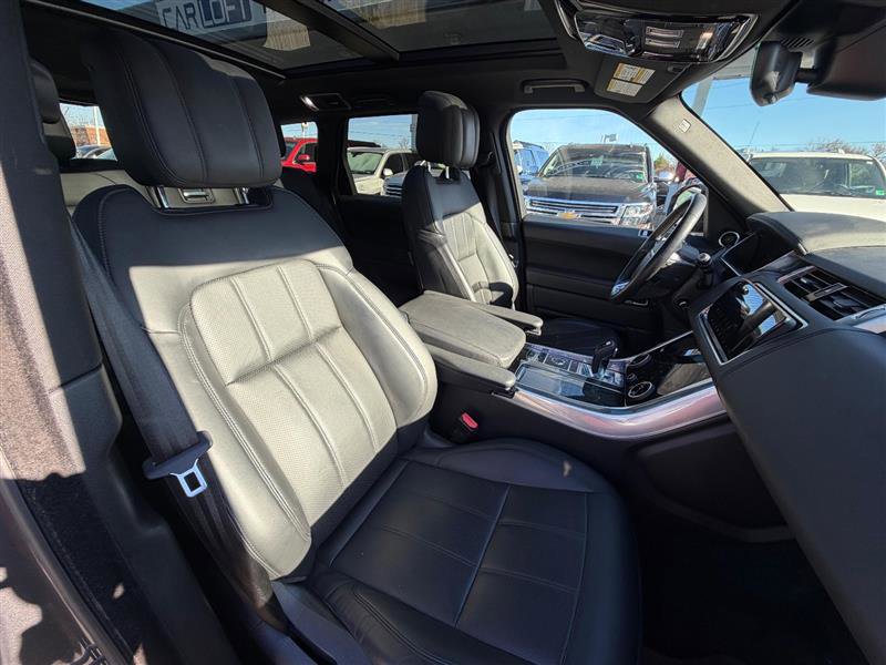 Used 2019 Land Rover Range Rover Sport HSE image 24