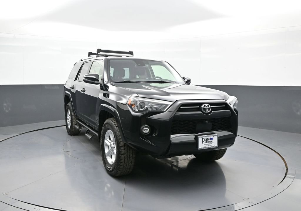 Certified 2022 Toyota 4Runner SR5 Premium image 3