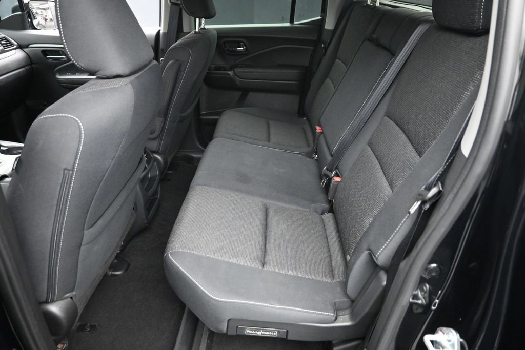 Used 2023 Honda Ridgeline Sport image 11
