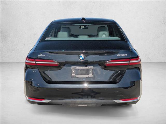 Used 2024 BMW 530i xDrive w/ Premium Package AWD/4WD image 6