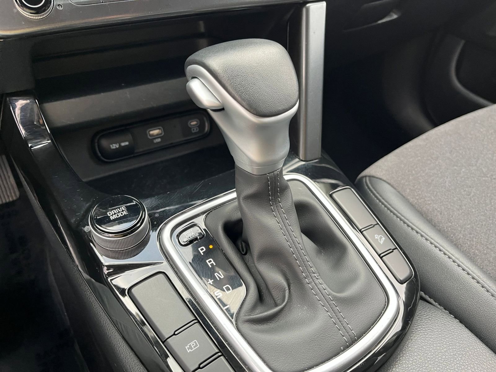 Used 2025 Kia Seltos S image 43