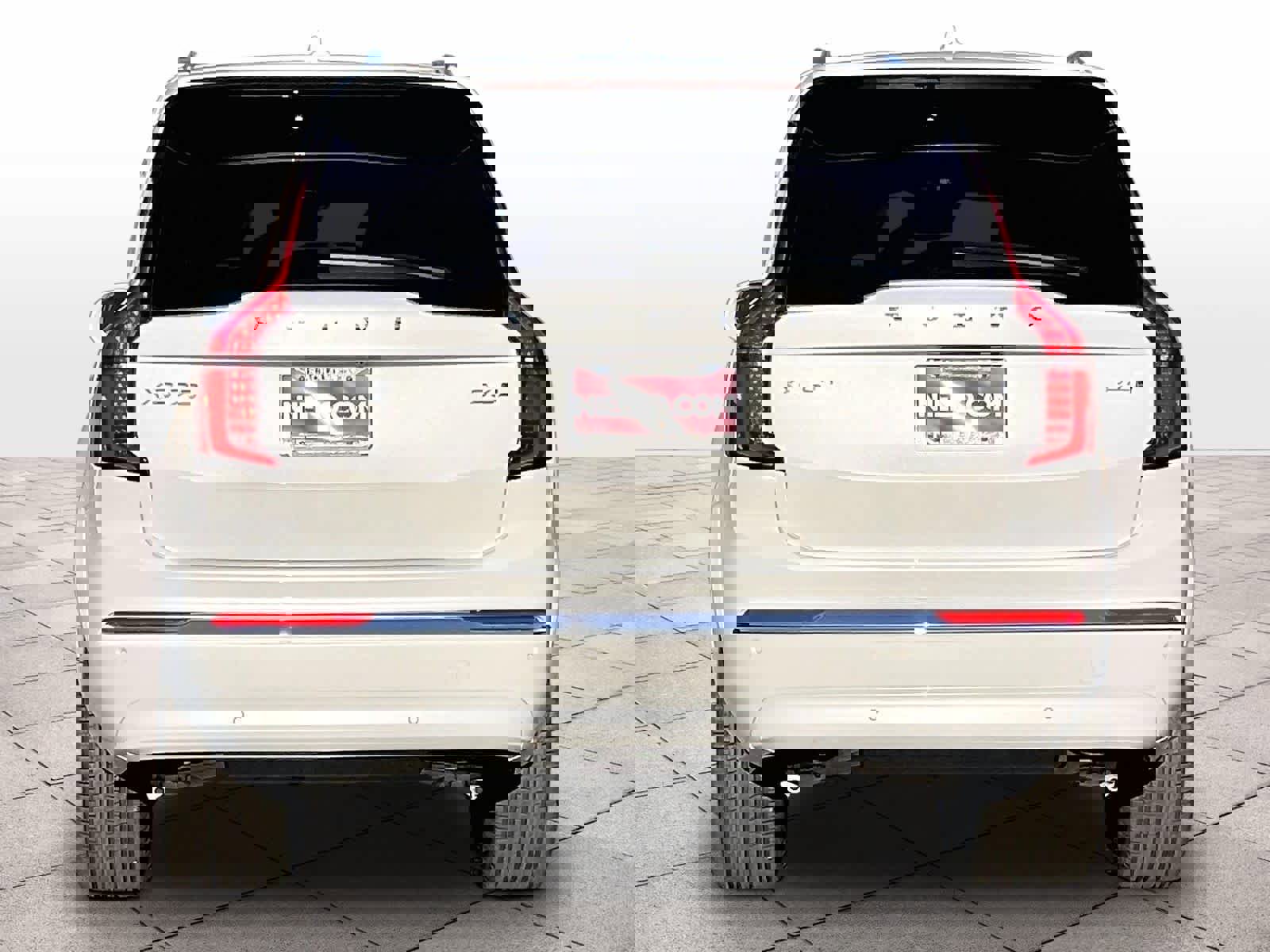 New 2026 Volvo XC90 B6 Ultra w/ Protection Package image 6