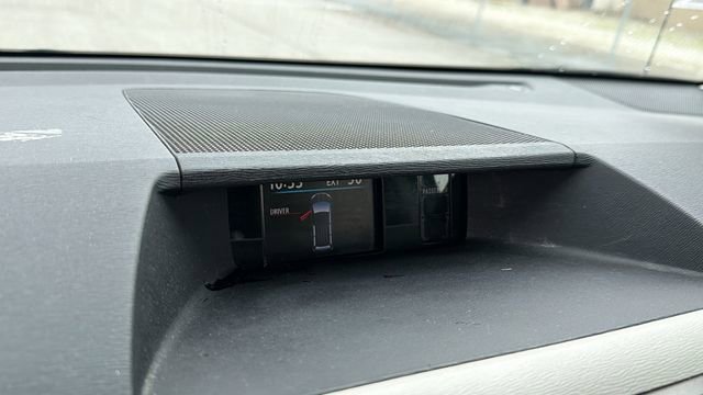 Used 2011 Toyota Sienna LE w/ Towing Pkg image 13