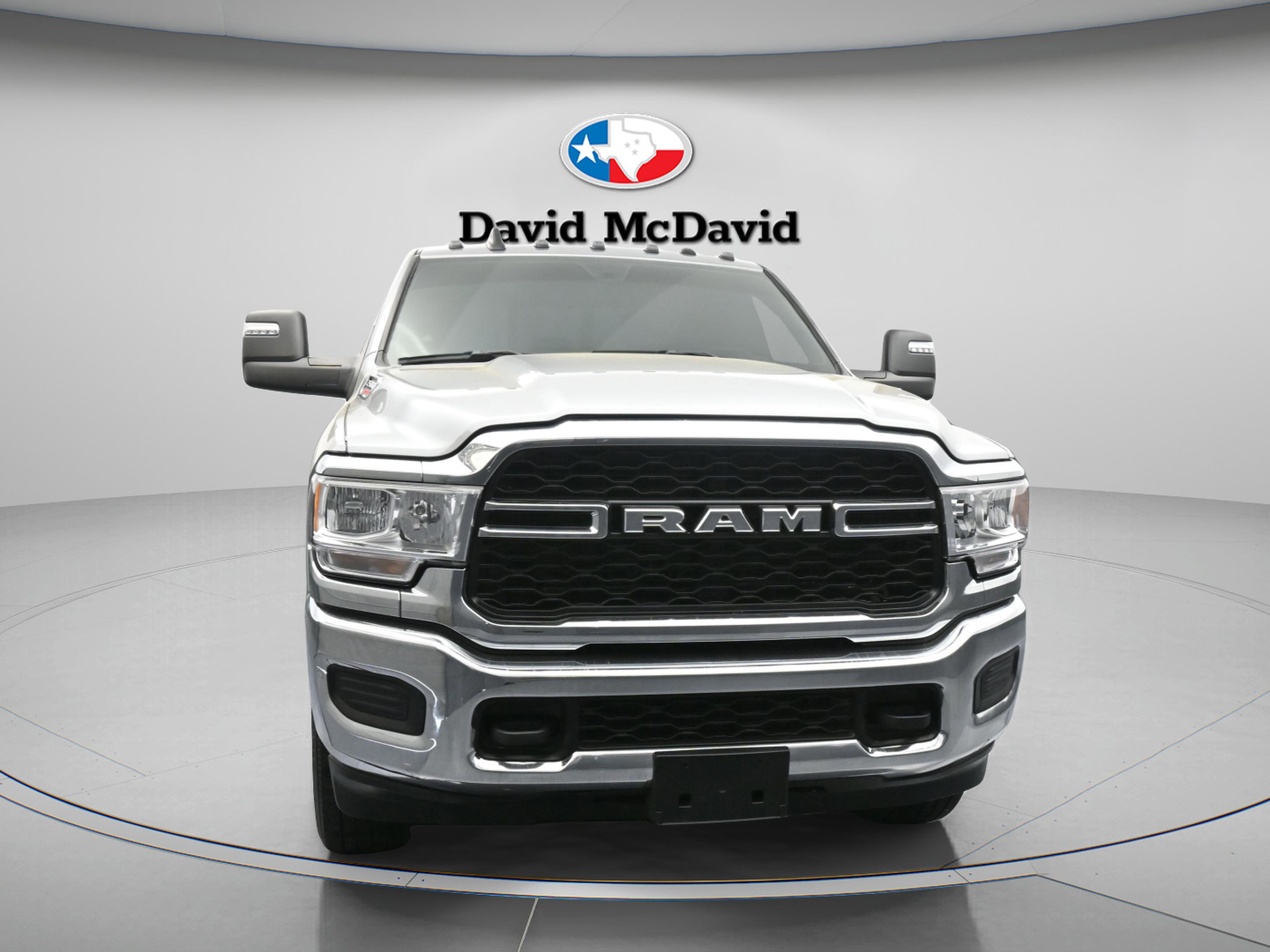 Used 2024 RAM 2500 Tradesman w/ Chrome Appearance Group image 2