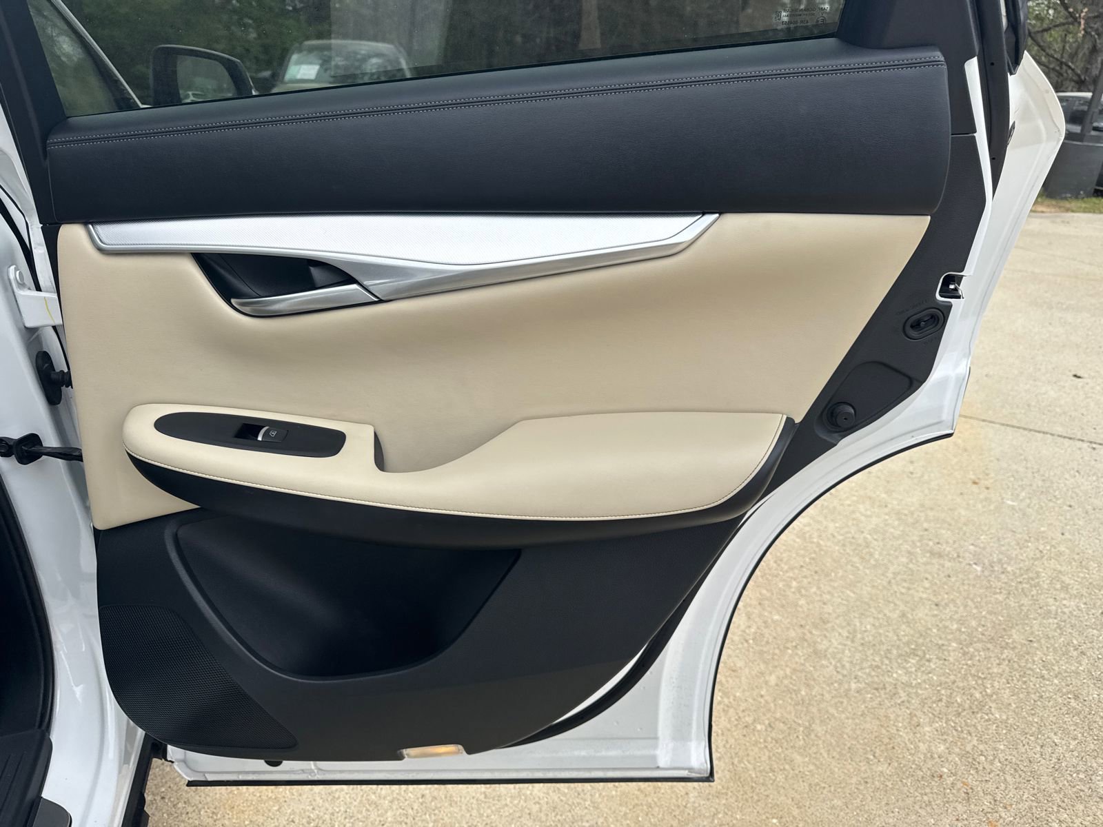 Used 2021 INFINITI QX50 Luxe w/ Cargo Package FWD image 16