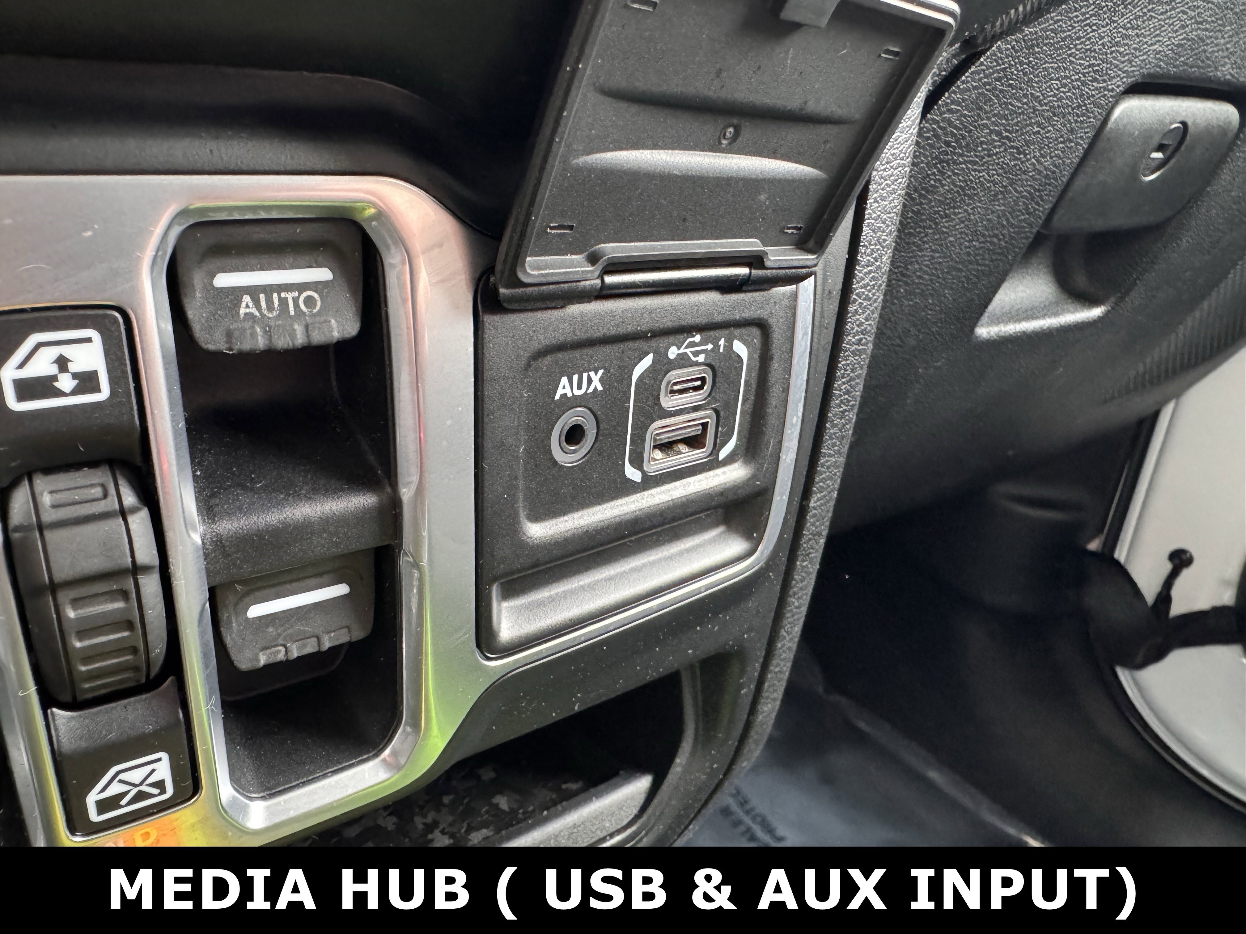 Used 2018 Jeep Wrangler Unlimited Sport S image 9