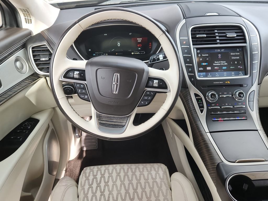 Used 2020 Lincoln Nautilus Black Label w/ Cargo Utility Package image 11