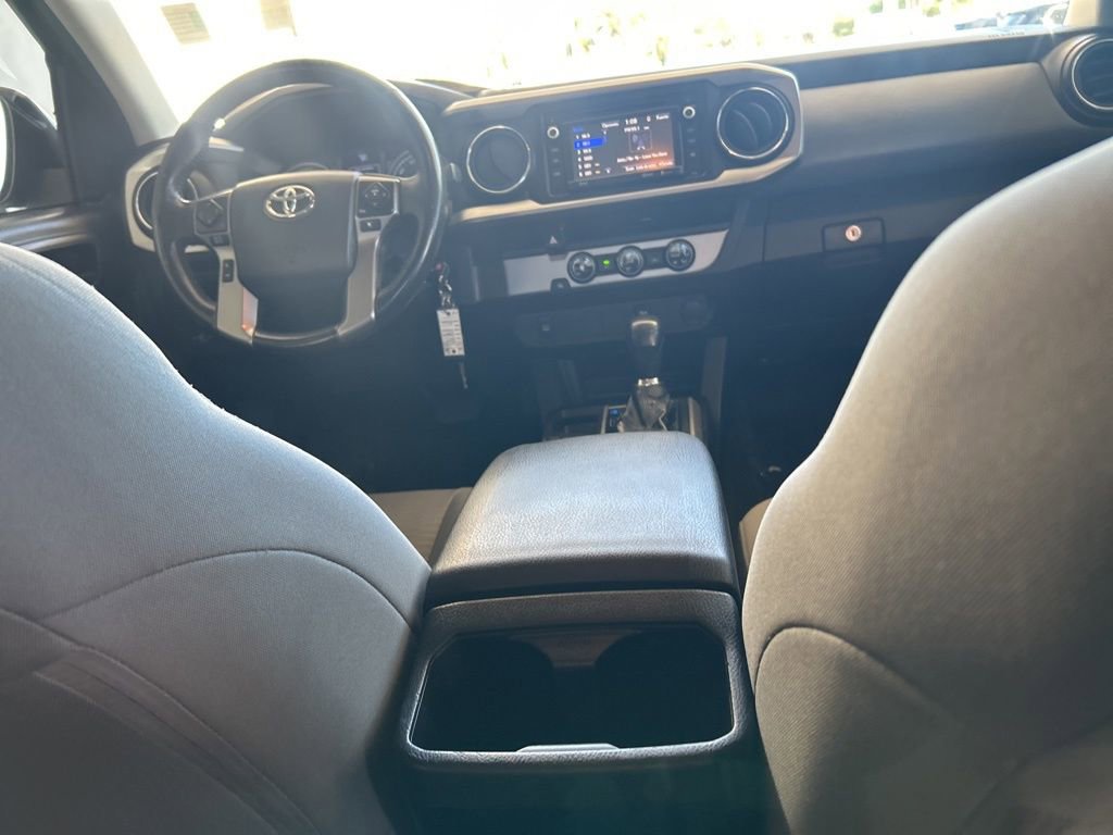 Used 2017 Toyota Tacoma SR5 w/ Tow Package image 28