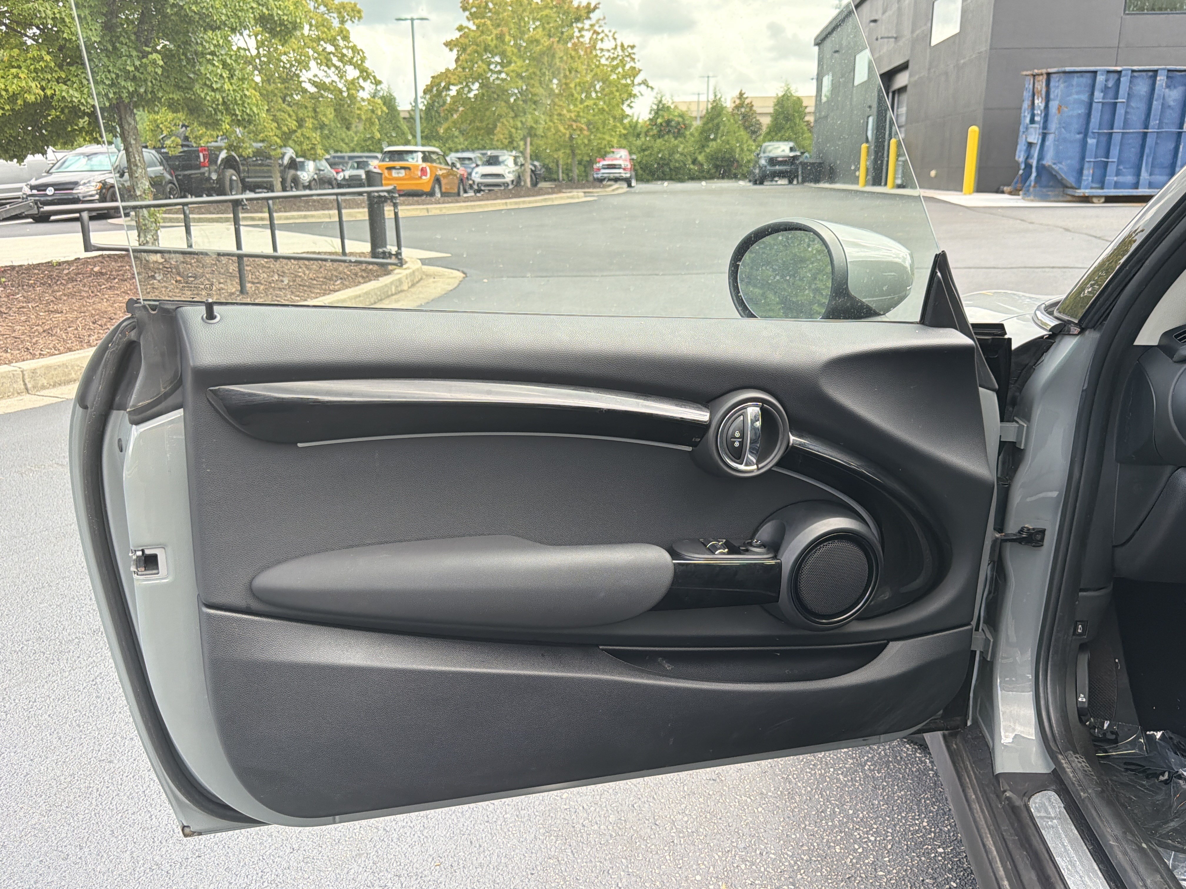 Used 2023 MINI Cooper SE FWD image 15