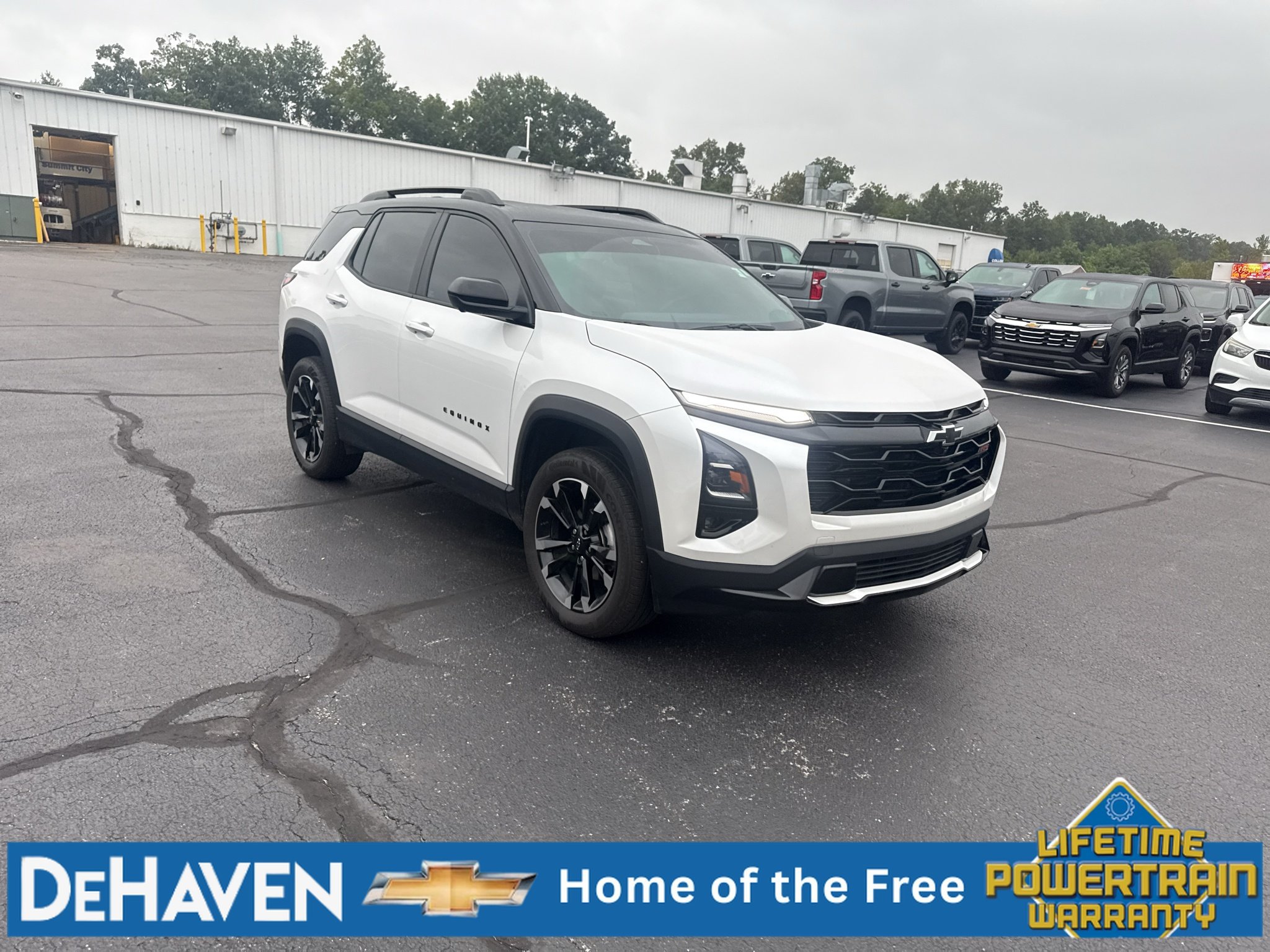 Used 2025 Chevrolet Equinox RS w/ Safety and Technology Package FWD image 8