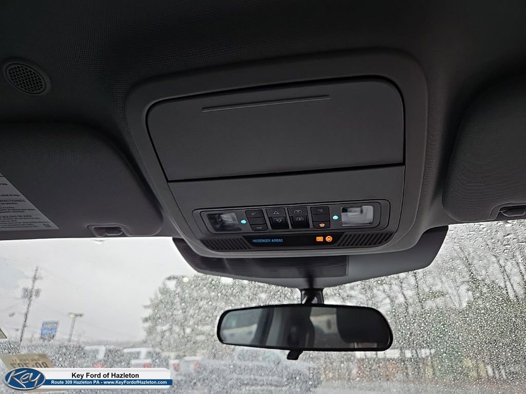 Used 2023 Ford Explorer XLT w/ Equipment Group 202A image 39