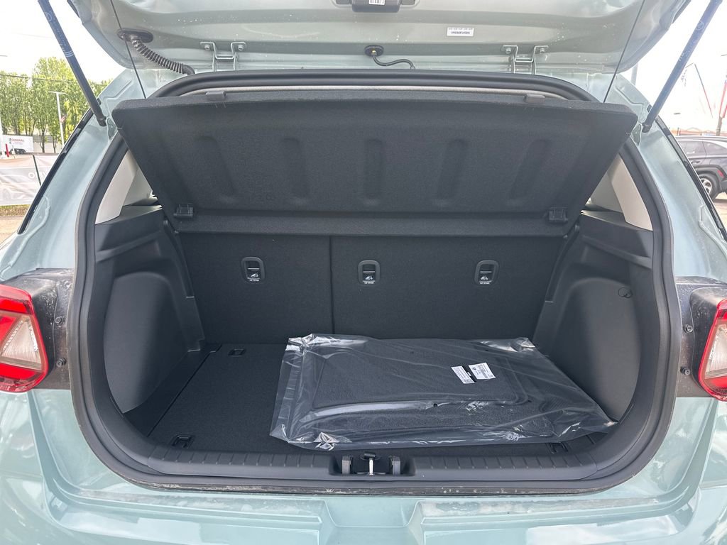 New 2026 Hyundai Venue SEL image 28