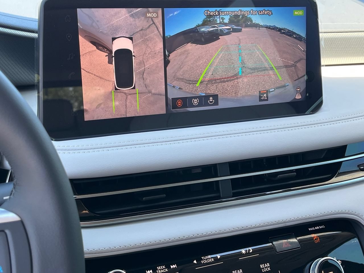 New 2027 INFINITI QX60 Luxe w/ Cargo Package FWD image 24