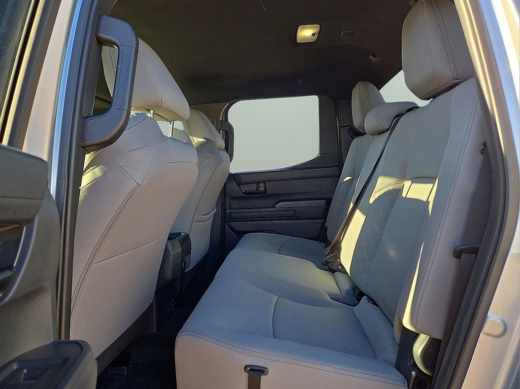 Used 2025 Toyota Tacoma SR5 image 15