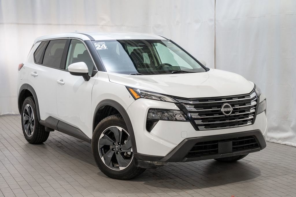 Used 2024 Nissan Rogue SV