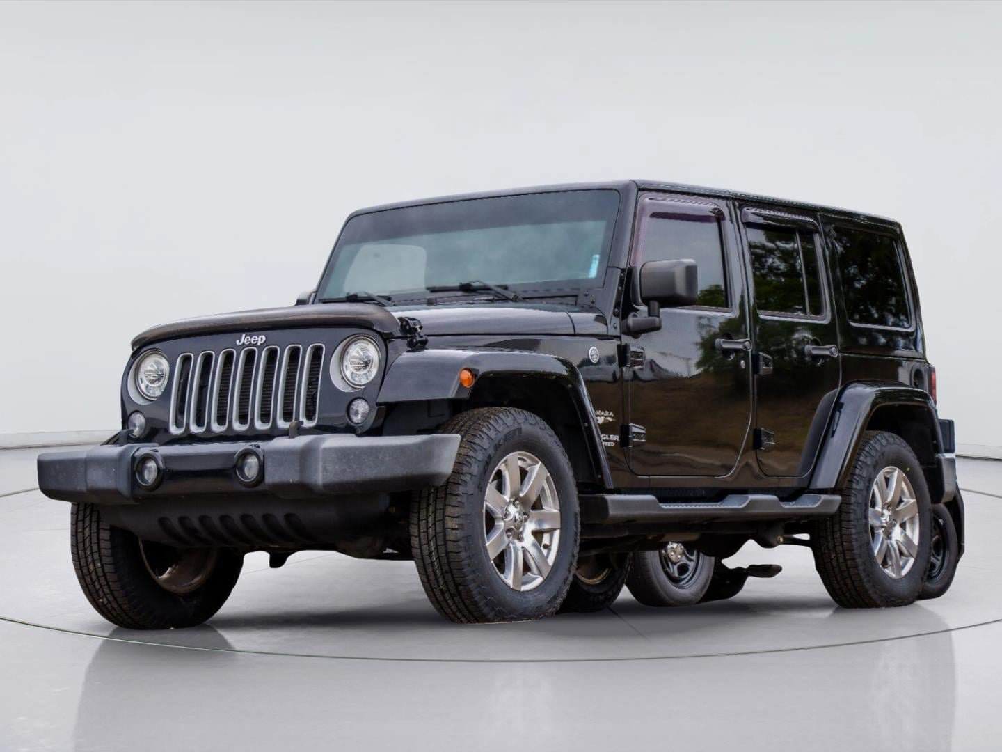 Used 2017 Jeep Wrangler Unlimited Sahara w/ Connectivity Group