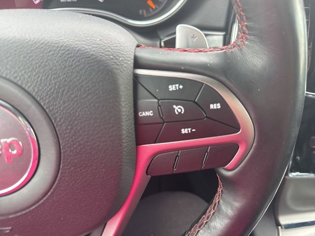 Used 2019 Jeep Grand Cherokee Trailhawk w/ Trailhawk Luxury Group AWD/4WD image 23