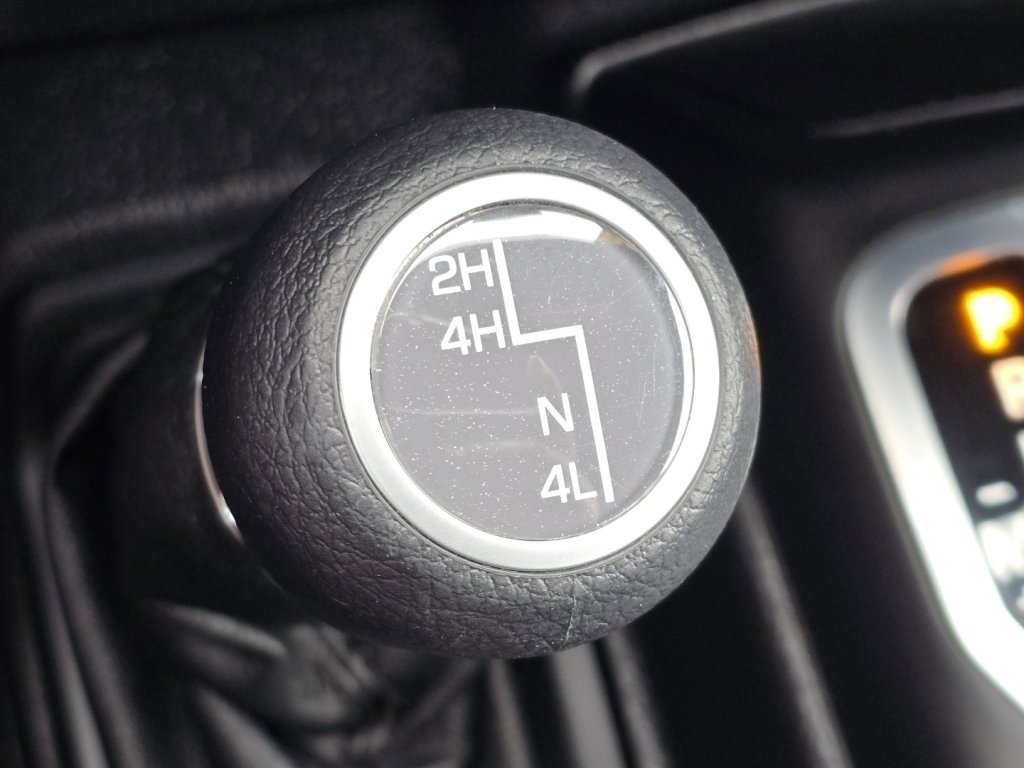 Used 2020 Jeep Gladiator Sport image 26